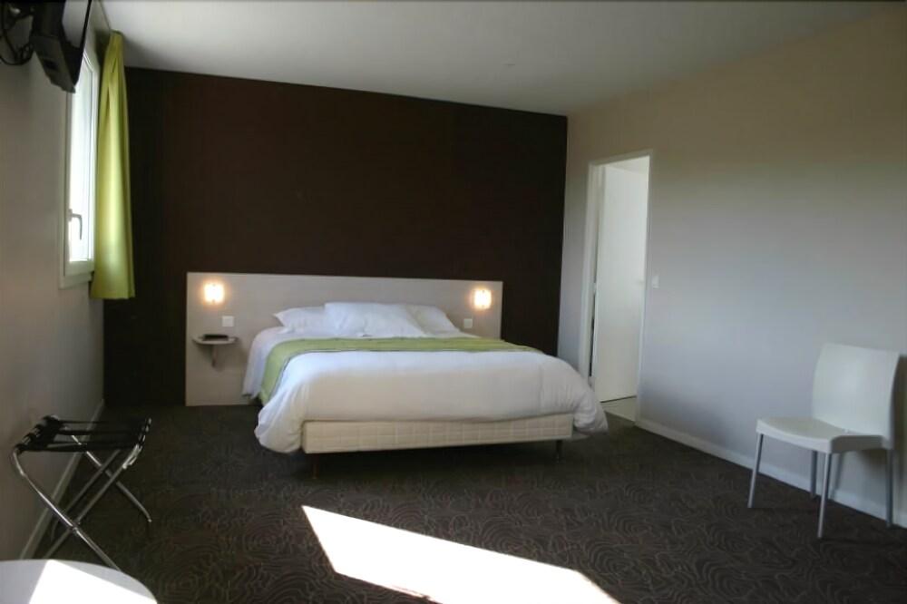 Brit Hotel Saint-Meen-Le-Grand En Broceliande Zewnętrze zdjęcie