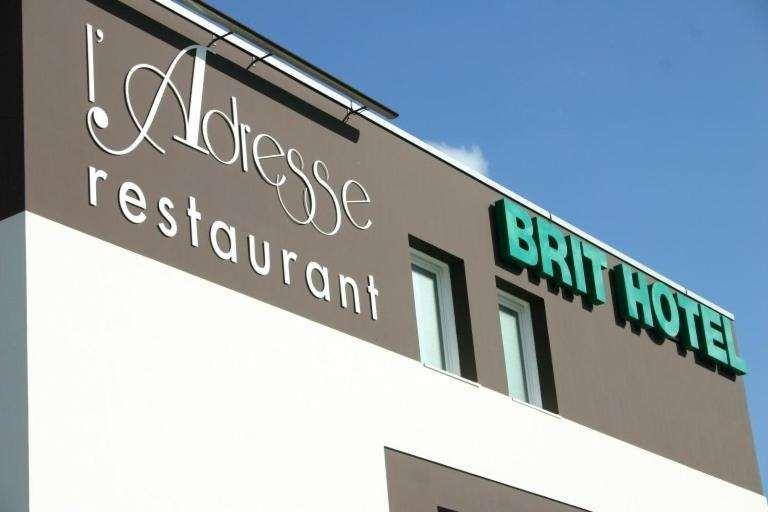 Brit Hotel Saint-Meen-Le-Grand En Broceliande Zewnętrze zdjęcie