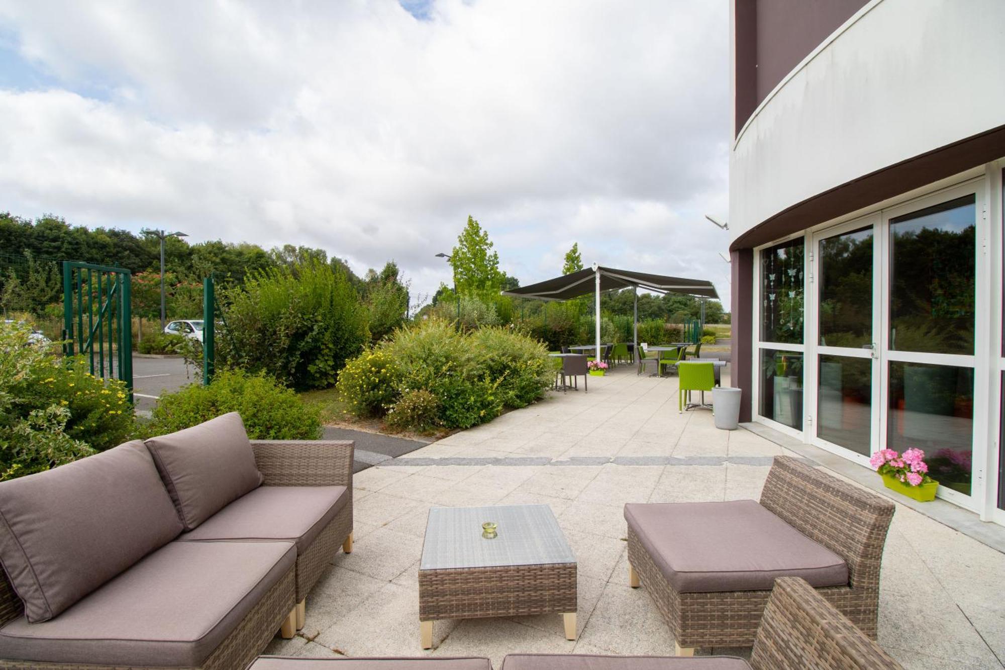 Brit Hotel Saint-Meen-Le-Grand En Broceliande Zewnętrze zdjęcie